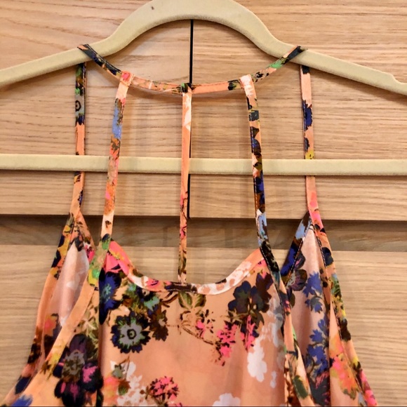 BJewel Dressy Floral Flow Tank - Picture 5 of 8